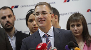 istinomer.rs front Hajde da konfabuliramo zajedno none