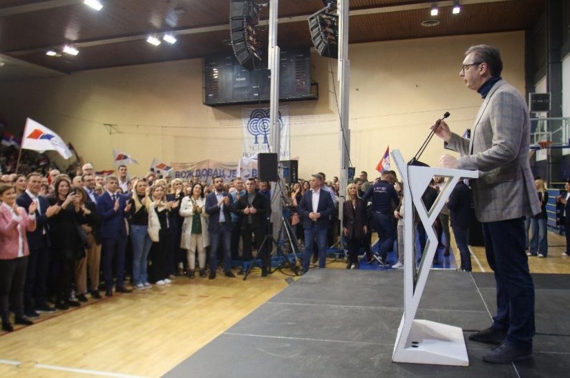 Aleksandar Vučić na skupu SNS u Sportskom centru "Šumice"