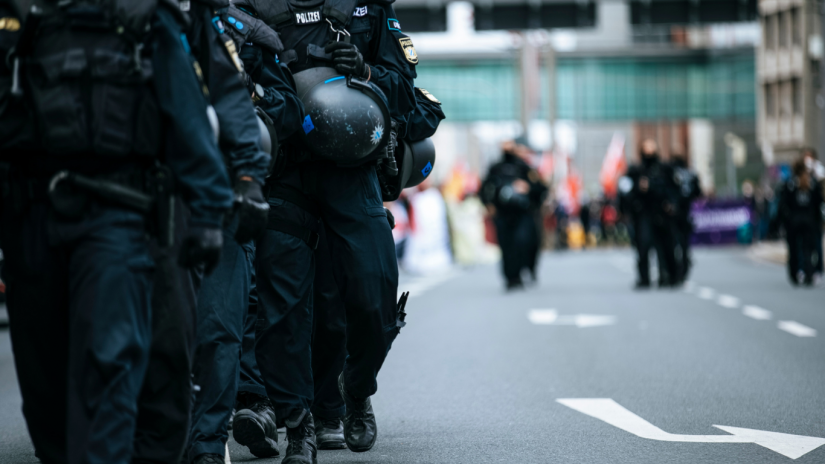 police-protects-criminals-canva