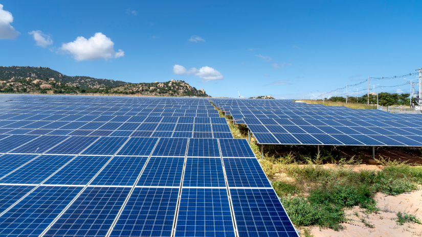 solar-panels-spain-canva