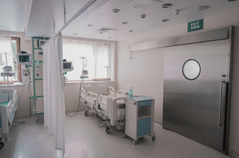hospital-medicine-beds-canva
