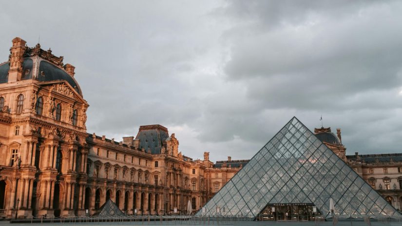 louvre-detective-canva